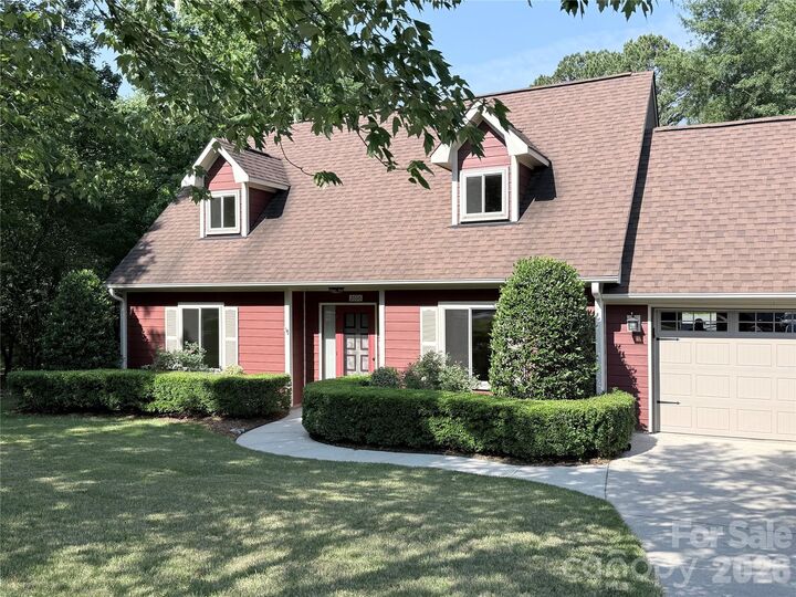 Property Photo:  2606 Saddlewood Circle SW  NC 28027 