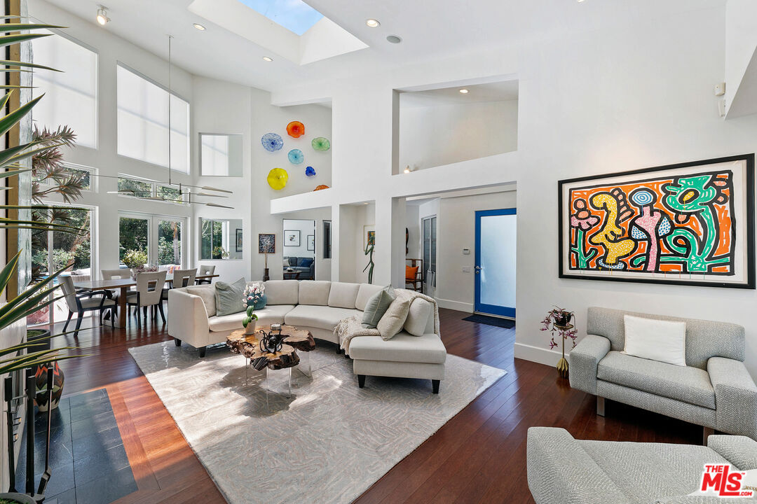 Property Photo: 6314 Sycamore Meadows Dr CA 90265