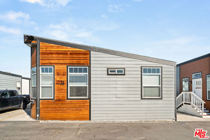 Property Photo: 8250 Lankershim Blvd CA 91605