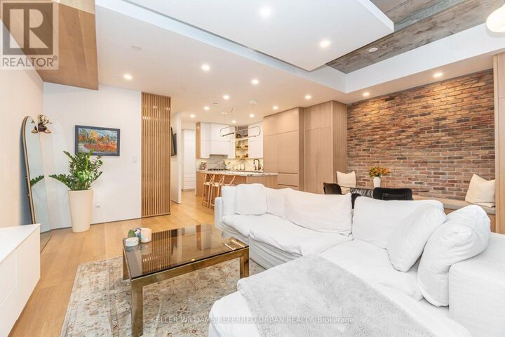 Property Photo:  20 Stewart Street 103  ON M5V 1H6 