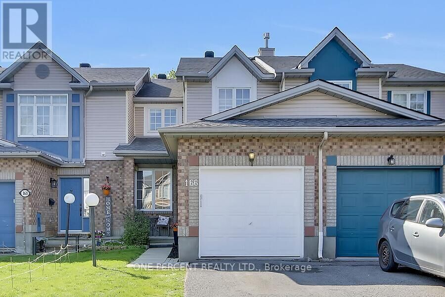Property Photo:  166 Beatrice Drive  ON K2J 4N9 