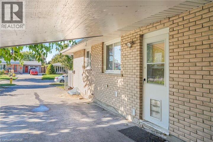 Property Photo:  146 Appalachian Crescent Lower  ON N2E 1A4 