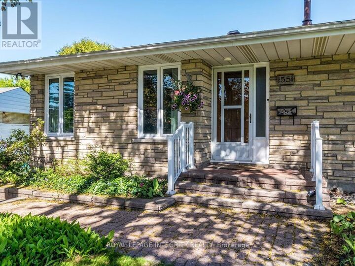 Property Photo: 55 Overlake Drive ON K2E 5V4