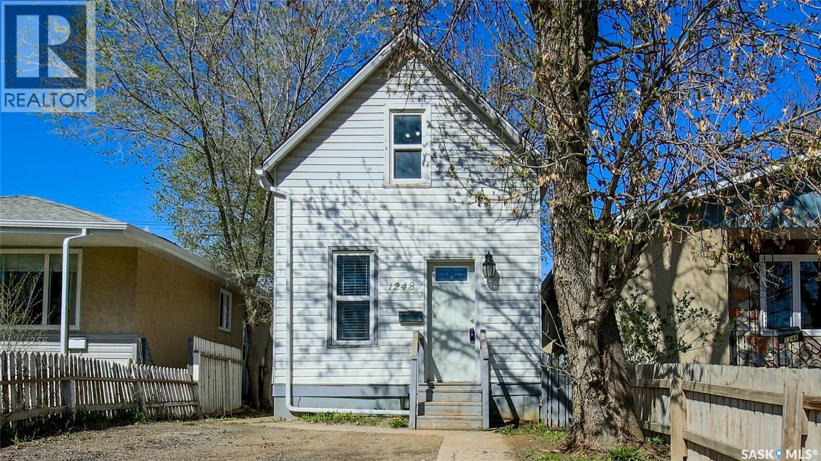 Property Photo:  1248 Wallace Street  SK S4N 3Z3 