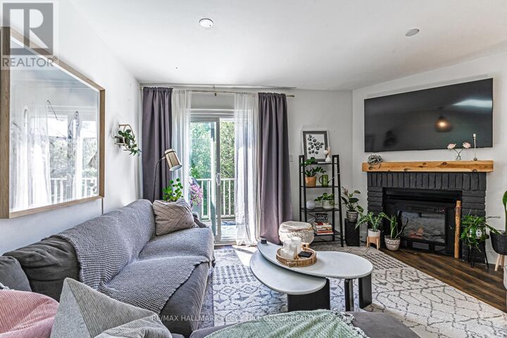 Property Photo: 547 Oxbow Crescent ON L9Y 5B4