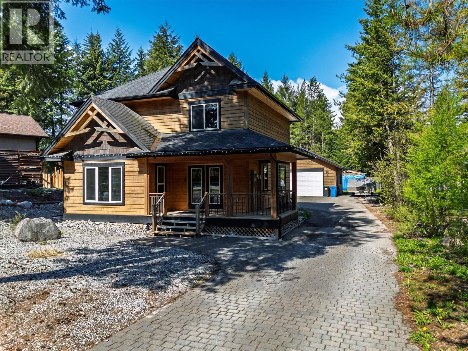 Property Photo: 1305 Stoney Lane Road BC V0A 1H3