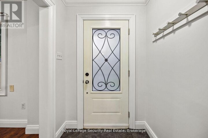 Property Photo:  177 Clonmore Drive  ON M1N 1Y2 