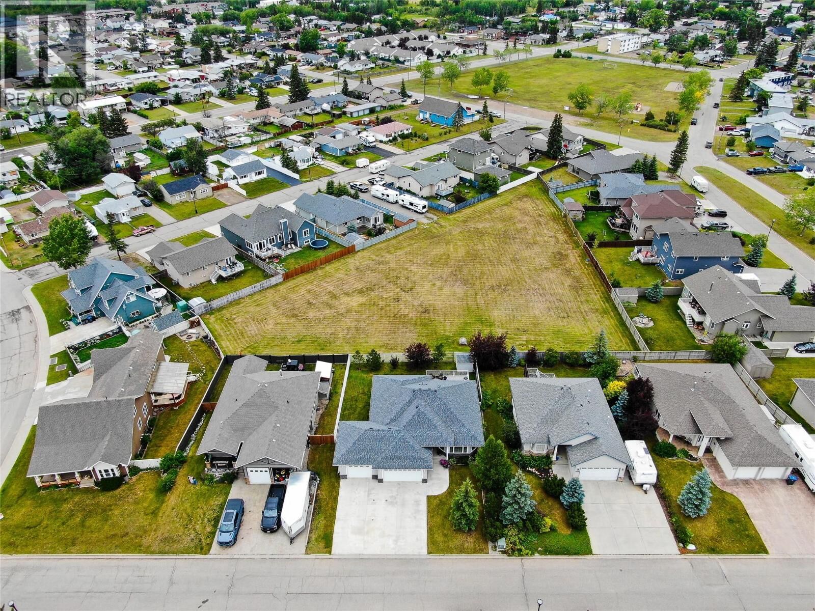 Property Photo:  1817 109 Avenue  BC V1G 0A3 