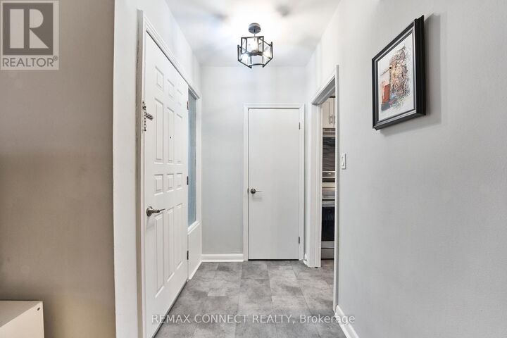 Property Photo:  156 Overbrook Place 3  ON M3H 4P9 