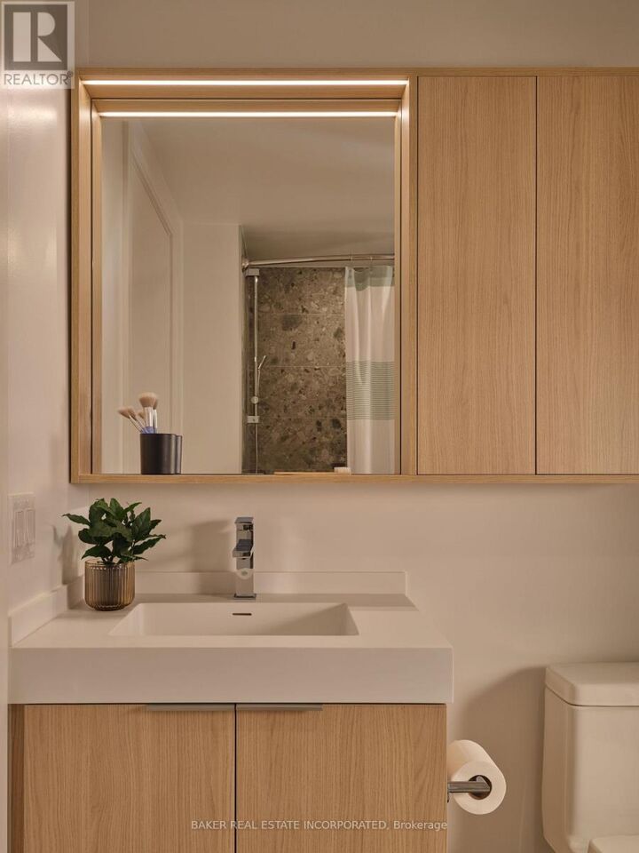Property Photo: 432 Cherry Street 723 ON M5A 1B3