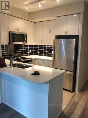 Property Photo:  39 Annie Craig Drive 605  ON M8V 0H1 