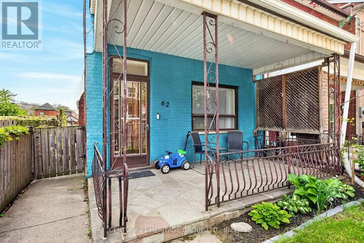 Property Photo:  62 Emerald Street North  ON L8L 5K3 
