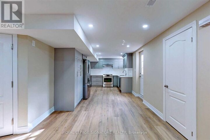 Property Photo:  6094 Prairie Circle  ON L5N 5Z5 