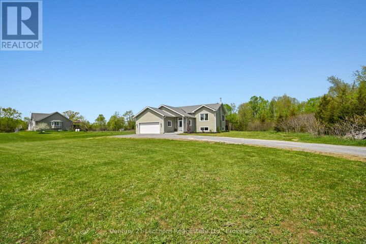 Property Photo: 488 Johnston Road ON K0K 3H0