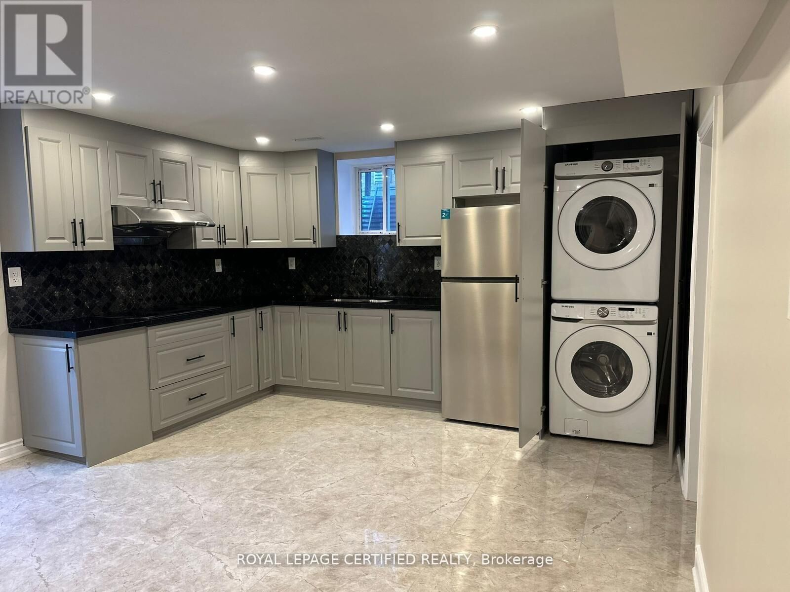Property Photo:  42 Kambalda Road Bsmt  ON L7A 0C3 