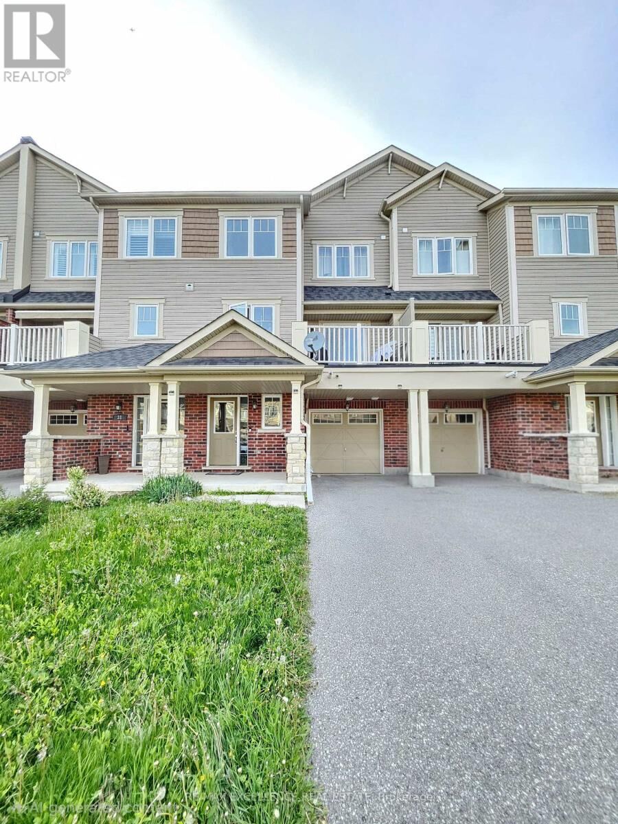 Property Photo:  29 Great Gabe Crescent  ON L1L 0G6 