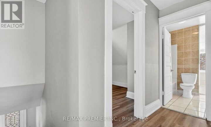 Property Photo:  4848 Second Avenue Main Floor  ON L2E 4J1 