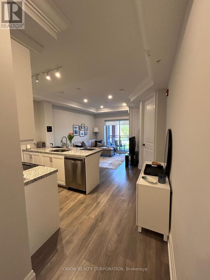 Property Photo:  4040 Upper Middle Road 324  ON L7M 0H2 