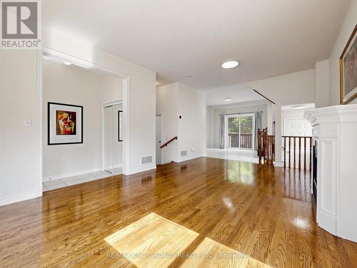 Property Photo:  52 Drew Kelly Way  ON L3R 5R2 