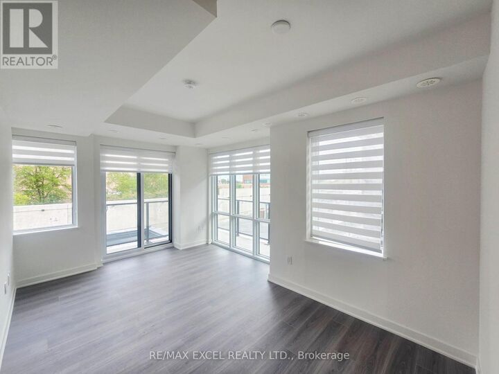 Property Photo: 65 Curlew Drive 206 ON M3A 0B5