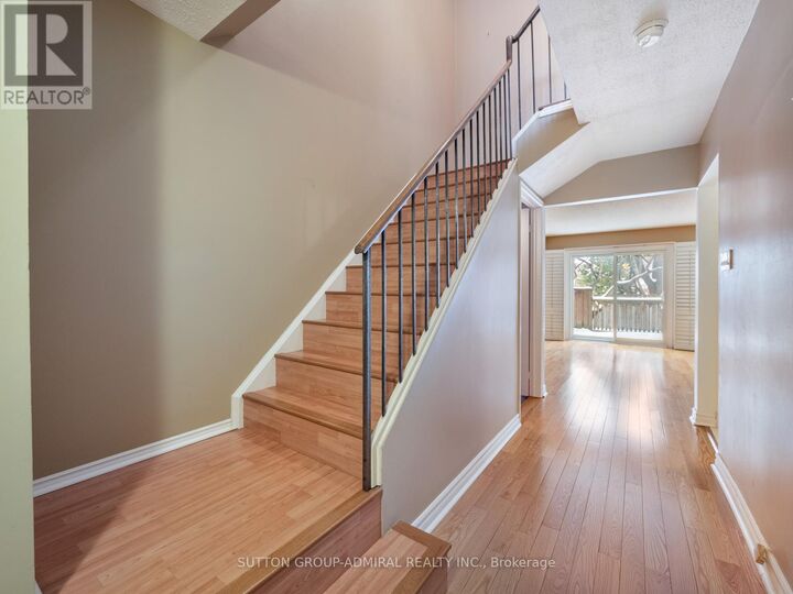 Property Photo:  385 The East Mall #60  ON M9B 6J4 