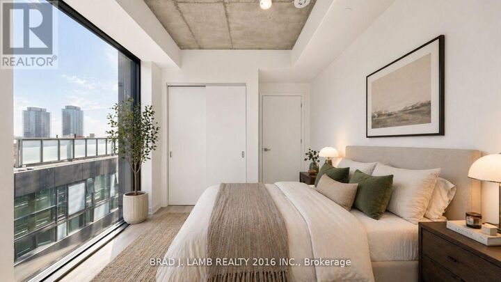 Property Photo:  284 King Street East 1307  ON M5A 1K4 