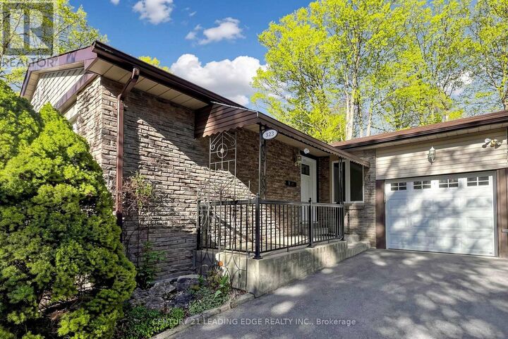 Property Photo: 323 Waratah Avenue ON L3Y 5J3