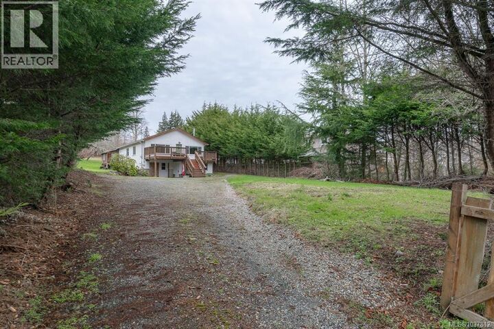 Property Photo: 6820 Grant Road West BC V9Z 0L7