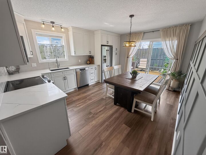 Property Photo:  86 La Costa Fairway Close  AB T7Z 2A5 