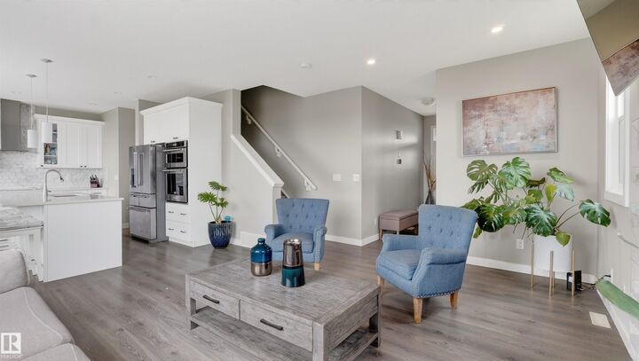 Property Photo:  1723 200 Street NW  AB T6M 0Y2 