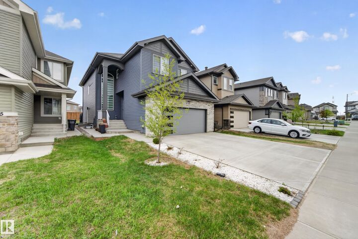 Property Photo:  1231 26 Street NW  AB T6T 2J9 