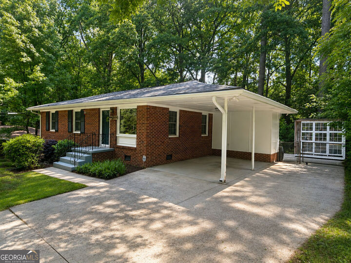 Property Photo:  3128 Vine Circle  GA 30033 