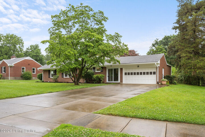 Property Photo:  32 Narwood Dr  KY 40299 
