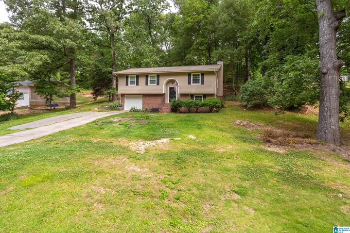Property Photo:  2735 Sunrise Drive  AL 35004 