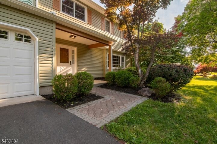 Property Photo:  8 Liberty Ln  NJ 08873 
