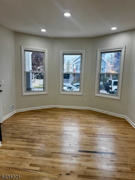 Property Photo:  1022 E 22nd St 1  NJ 07513 