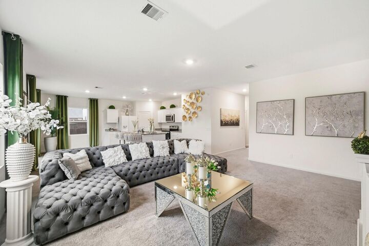Property Photo:  7207 Evitale Way  TX 77049 