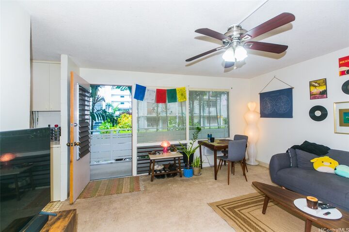 Property Photo: 1330 Wilder Avenue 212 HI 96822