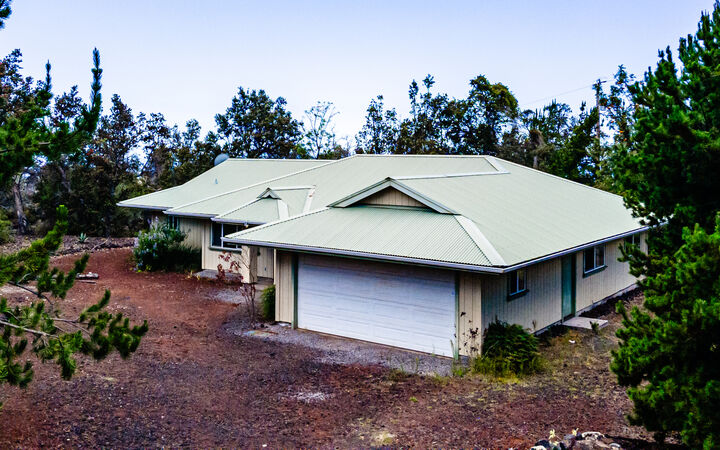 Property Photo:  92-1800 Keaka Pkwy  HI 96737 