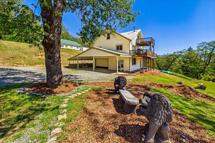 Property Photo: 101 Gasline Road CA 95526