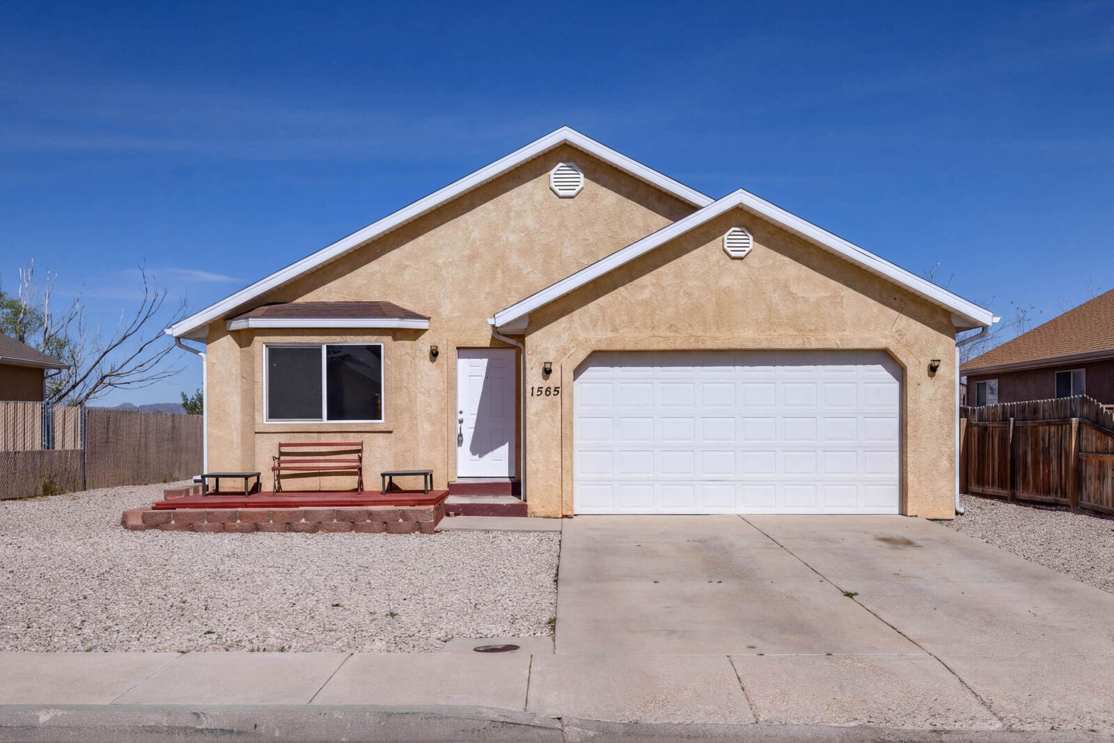 Property Photo:  1565 N North Cedar Blvd  UT 84721 