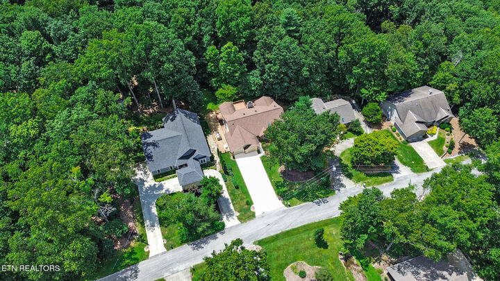 Property Photo: 35 Pineridge Court TN 38558