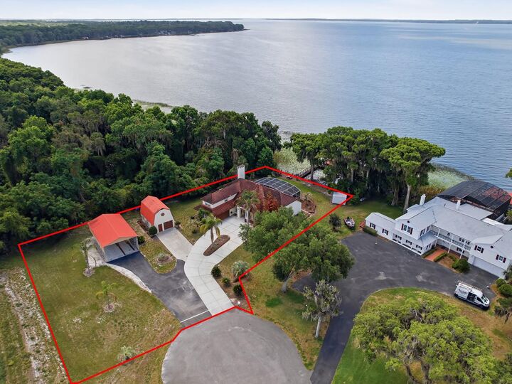 Property Photo:  1031 Mellathon Circle  FL 34748 