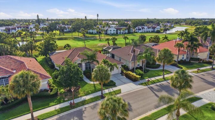 Property Photo: 401 Marsh Creek Road FL 34292