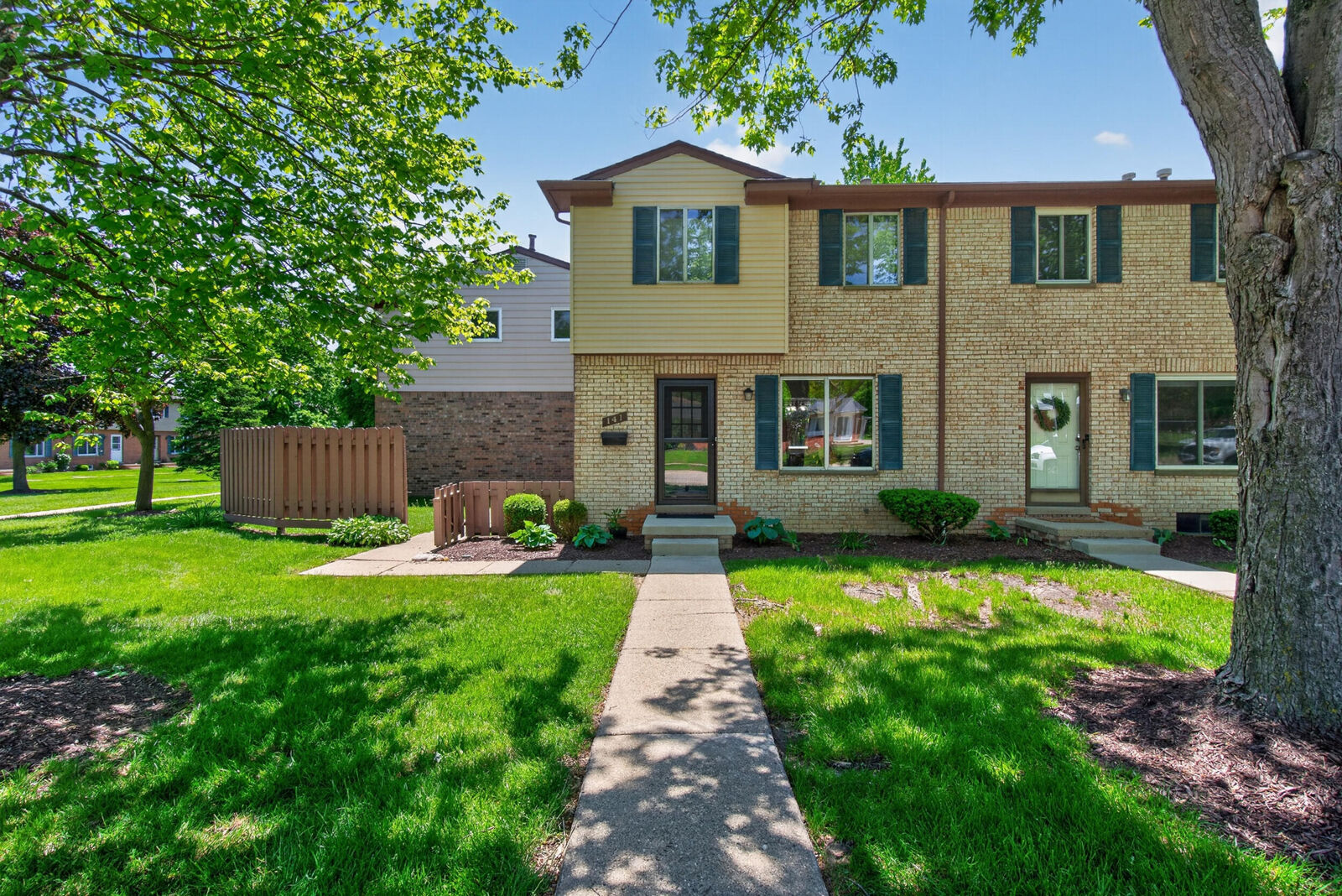 Property Photo:  141 Sheffield Drive  MI 48176 