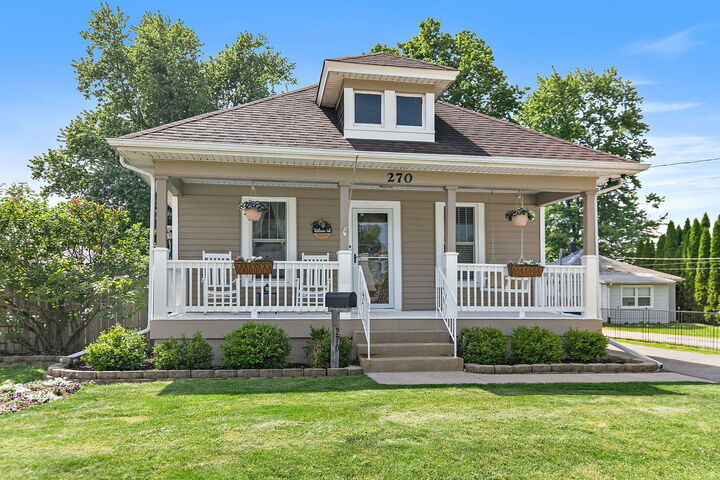 Property Photo:  270 S Melrose Avenue  IL 60123 