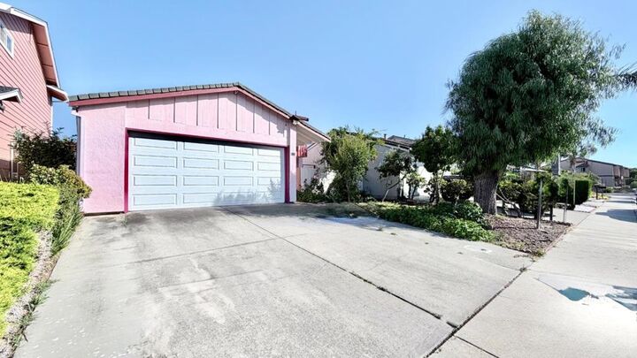 Property Photo:  150 Checkers Drive  CA 95116 