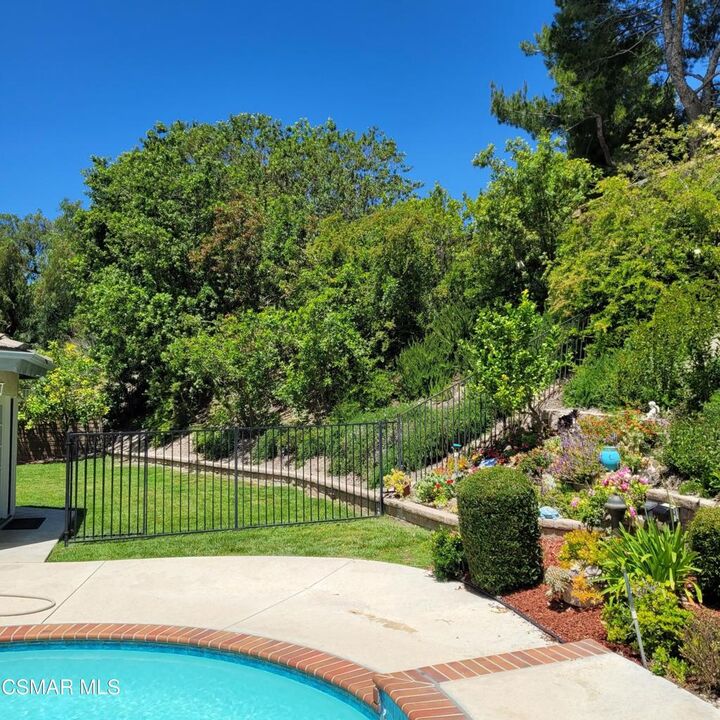 Property Photo:  2099 Ralley Court  CA 91362 