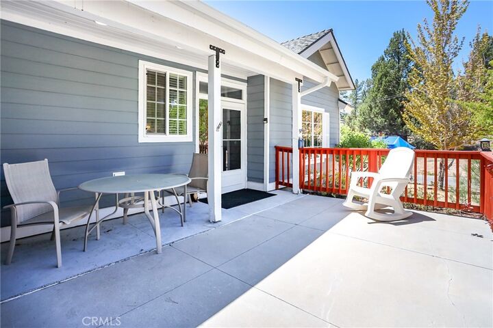 Property Photo: 534 Highland CA 92315