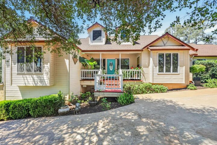 Property Photo:  1700 Shadydale Lane  CA 95667 